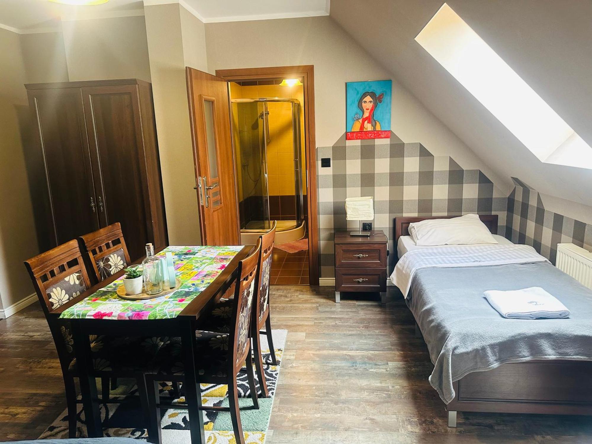 Dom Supelek Bed & Breakfast ดุสนิกิ สดรอย ภายนอก รูปภาพ