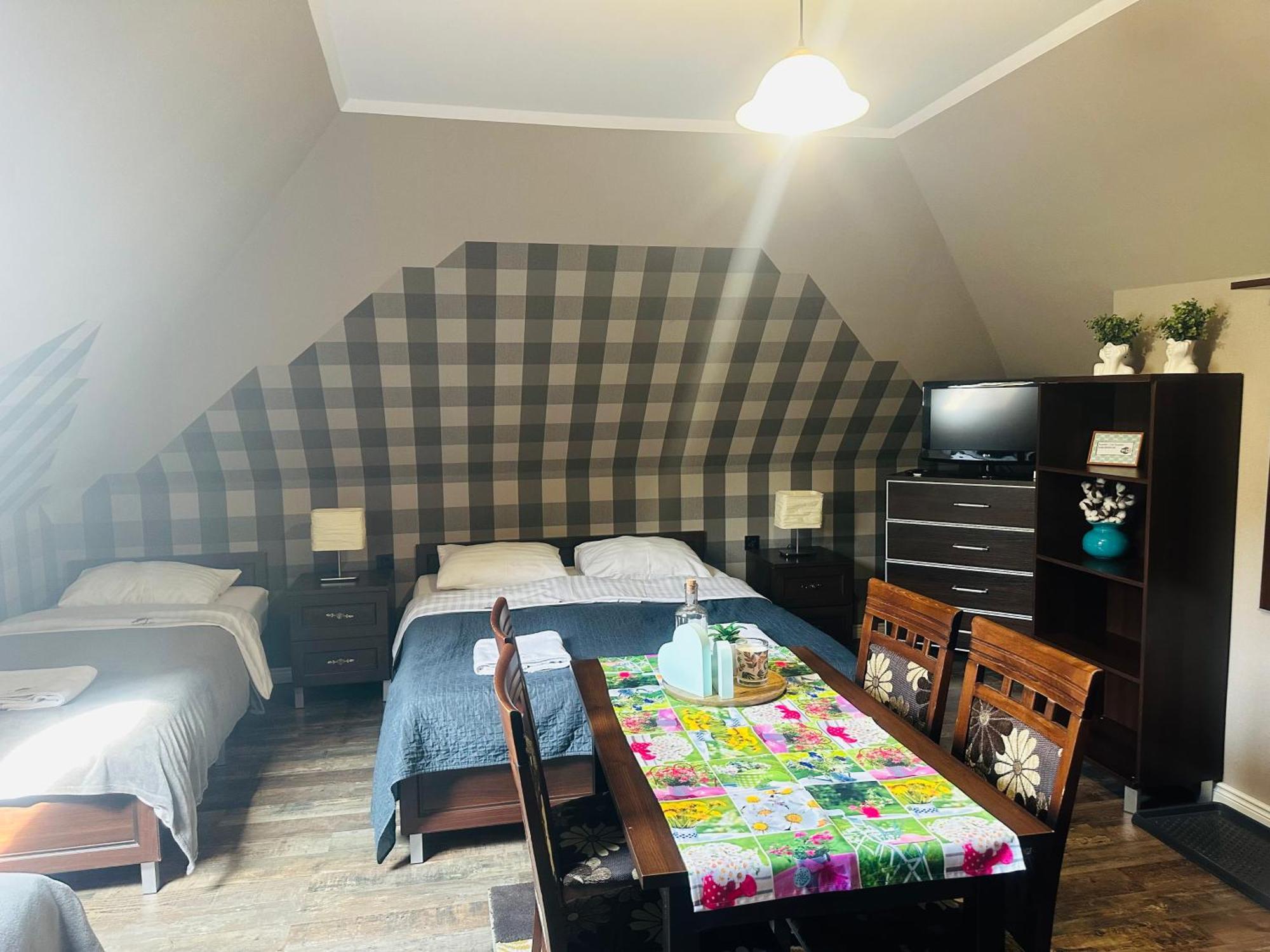 Dom Supelek Bed & Breakfast ดุสนิกิ สดรอย ภายนอก รูปภาพ